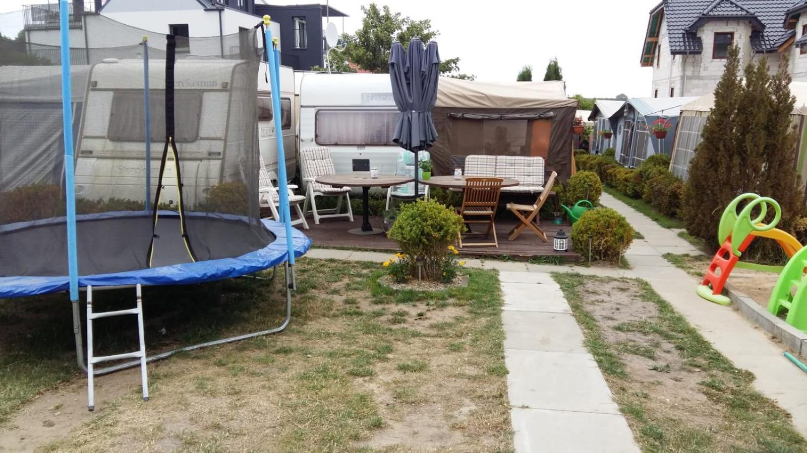 Caravans Magda Niechorze Eksteriør billede