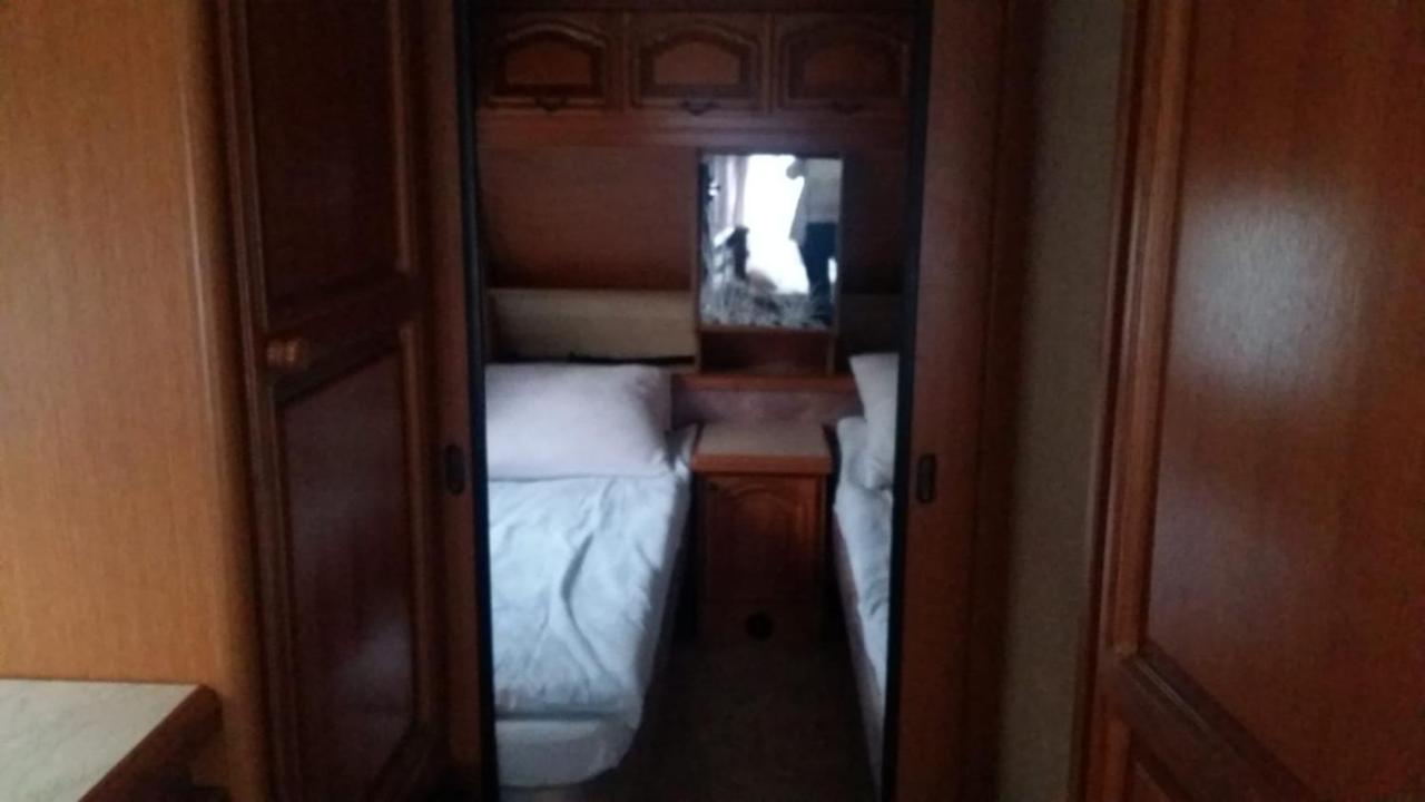 Caravans Magda Niechorze Eksteriør billede